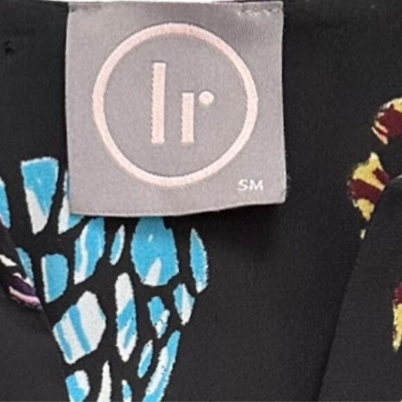 lr Black Floral Short Sleeve Sash Belt Split Neck Sheath Tunic Dress Size Small - Picture 2 of 13